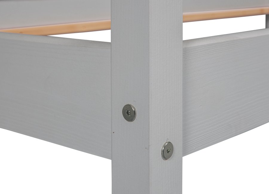 NORDIC LIVING COLLECTION Sun Road husseng � den perfekte soveplassen for barn p� barnerommet laget av heltre furu.