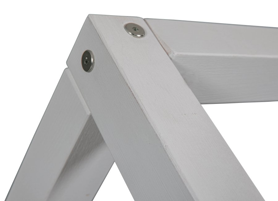 NORDIC LIVING COLLECTION Sun Road husseng � den perfekte soveplassen for barn p� barnerommet laget av heltre furu.