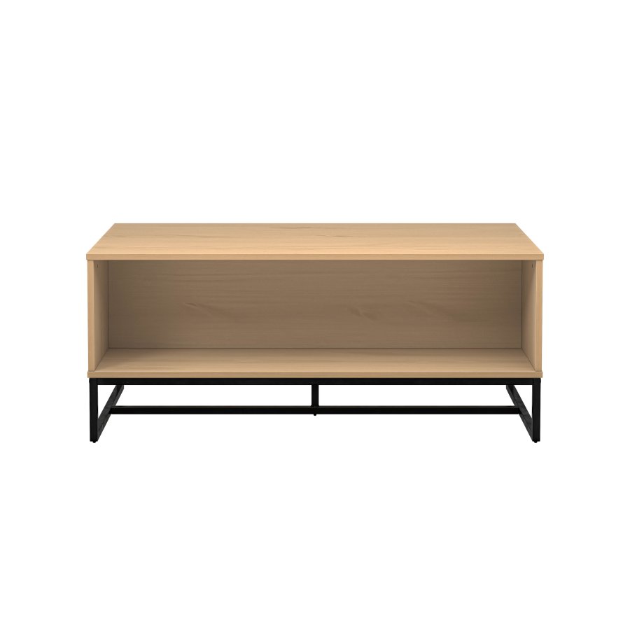NORDIC LIVING COLLECTION Moderne salongbord laget av heltre furu, lakkert i Oak Colori. Stabilt stativ takket v�re en svart metallramme, god oppbevaringsplass takket v�re den sentrale hyllen.