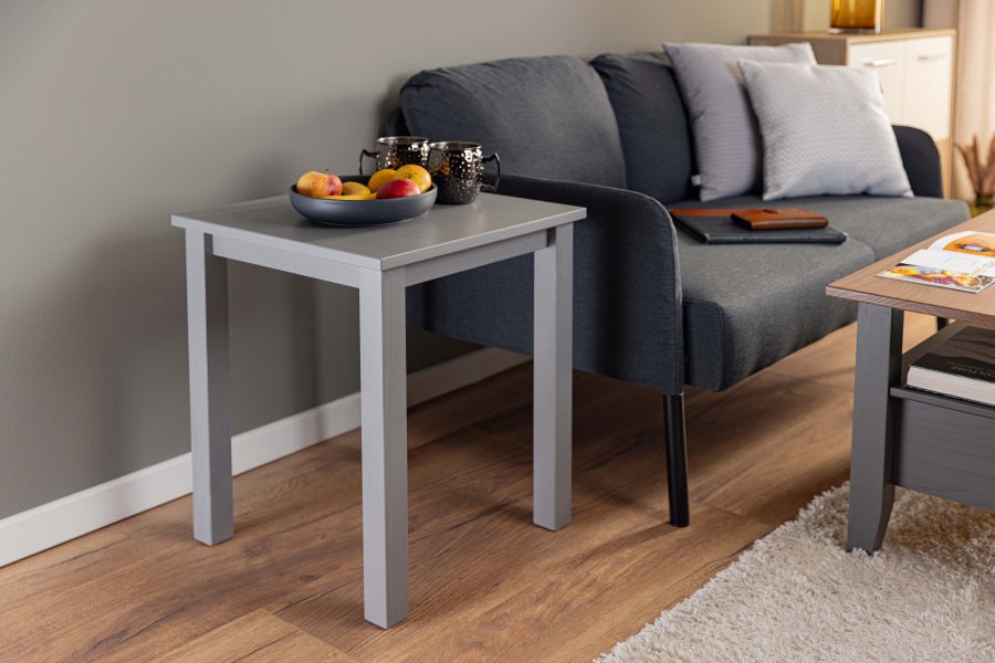 NORDIC LIVING COLLECTION Stellan sidobord i gr�tt massivt tr&auml;