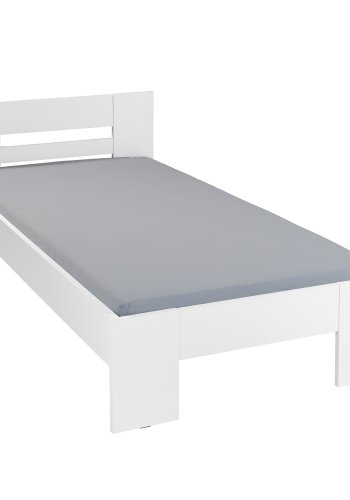 NORDIC LIVING COLLECTION Inter Link-sengen Annik byr p� tidl�s design og h�y funksjonalitet. Med sine sjener�se m�l p� 90 x 200 cm gir den god plass til en avslappende s�vn. Den er laget i elegant hvitt og uten lamellbunn, noe som gir mulighet for individuelt madrassvalg. En stilig og allsidig seng for ethvert soverom.