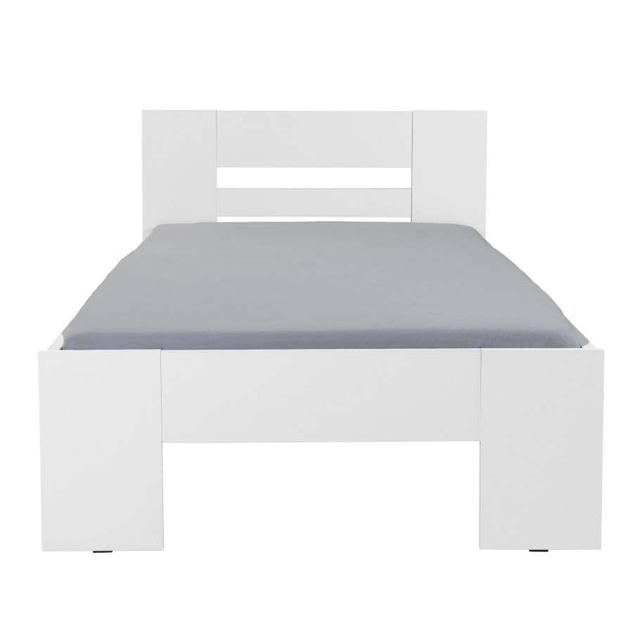 NORDIC LIVING COLLECTION Inter Link-sengen Annik byr p� tidl�s design og h�y funksjonalitet. Med sine sjener�se m�l p� 90 x 200 cm gir den god plass til en avslappende s�vn. Den er laget i elegant hvitt og uten lamellbunn, noe som gir mulighet for individuelt madrassvalg. En stilig og allsidig seng for ethvert soverom.