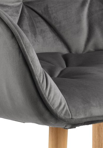 ACT NORDIC Brooke spisebordsstol, med armlener - mrkegr polyester og eikebeiset gummitre