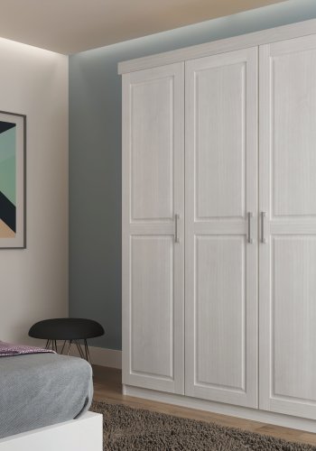 NORDIC LIVING COLLECTION Magnus vitt sk�p med 3 d�rrar och kassettd�rrar