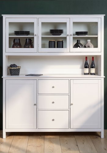 NORDIC LIVING COLLECTION  Vitrineskapplate i heltre furu, hvitlakkert, med 3 d�rer og 3 hyller. Totalm�l: 82 x 40 x 197 cm.