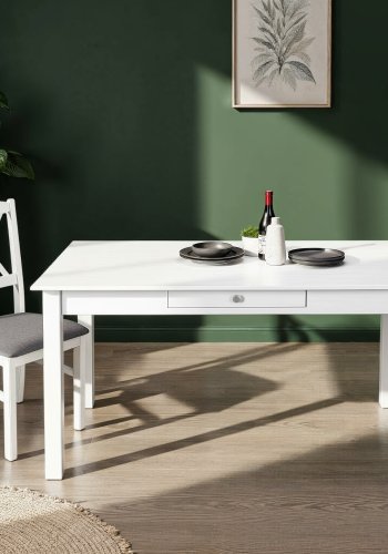 NORDIC LIVING COLLECTION Matbord i massiv furu, vitlackerad, med 1 l�da. Totalm�tt: 145 x 80 x 76 cm.