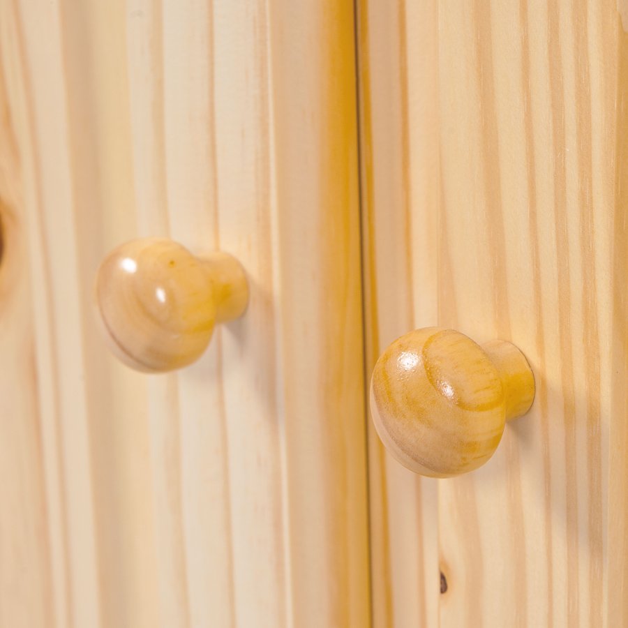 NORDIC LIVING COLLECTION Massivt tr&auml;sk&auml;nk tillverkad av furu med 3 l�dor och 3 d&ouml;rrar