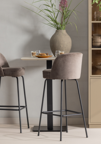 WOOOD Bistro Fyrkantigt Barbord R&ouml;rformade Ben Metallben Svarta 105X50X50Cm