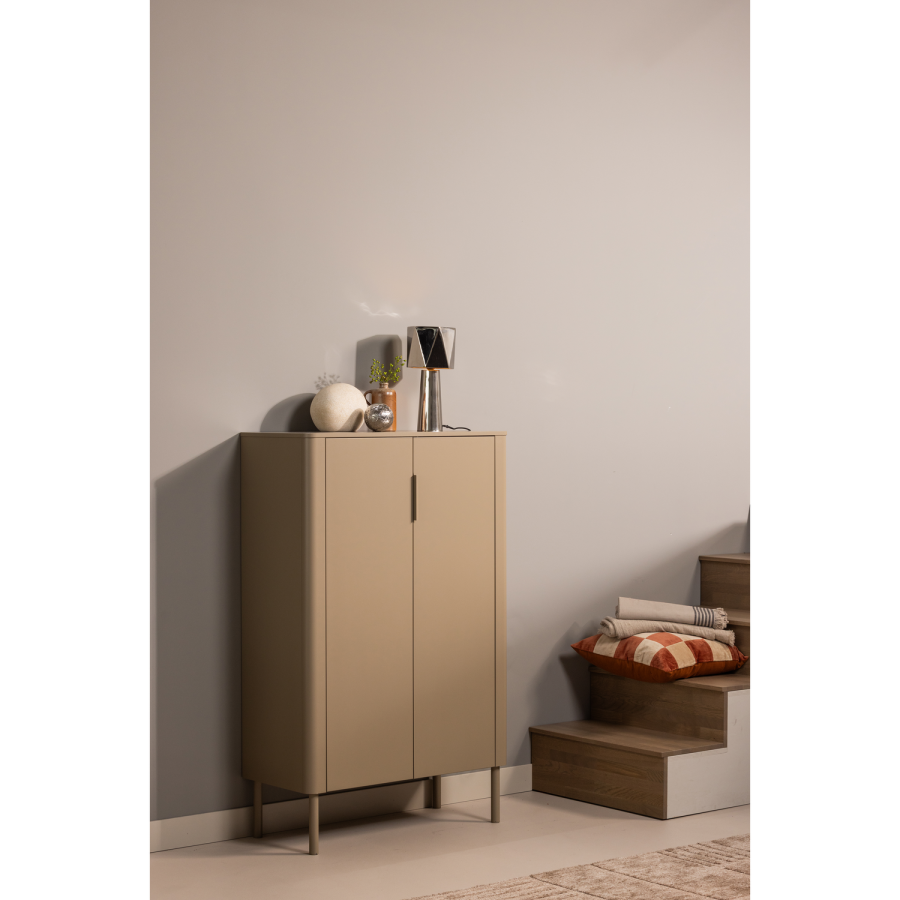 WOOOD Gunnar skap med 2 d�rer i furum�r [Fsc]