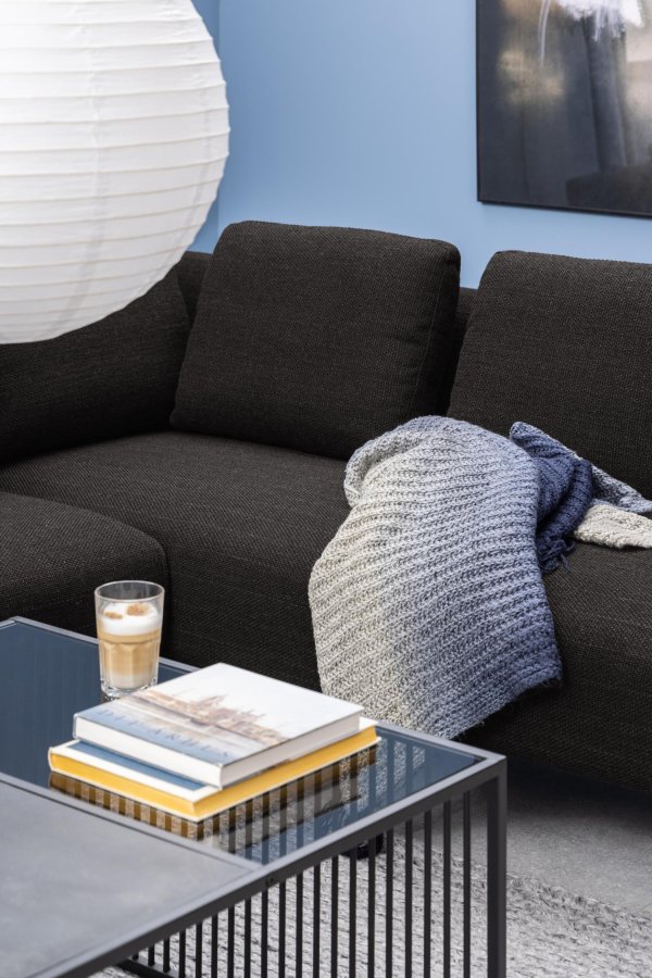 ACT NORDIC Strington Couchtisch, quadratisch – schwarzer Marmor, Melamin/Rauchglas und schwarzes Metall (80 x 80)