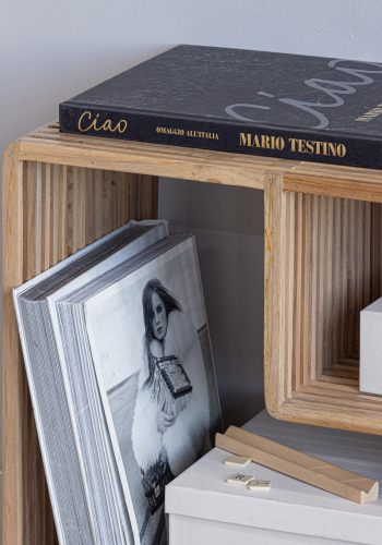 TRE Jasmijn Sidebord Resirkulert biff Naturlig