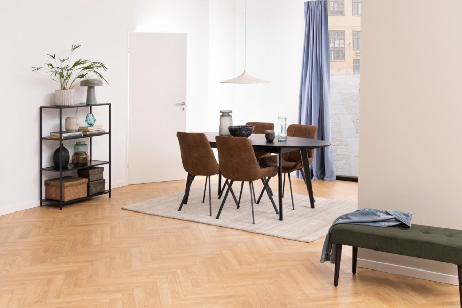 ACT NORDIC Waylor Esszimmerstuhl - Kamelfarbenes Polyester und schwarzes Metall