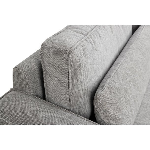 SOFAKONCEPT Cilla hjrnesofa, m. hjre hvilemodul og 5 puder - lysegr stof og sort polypropylen