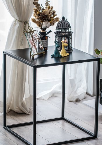 NORDLYS Hagen sidebord, firkantet - svart metall (45x45)