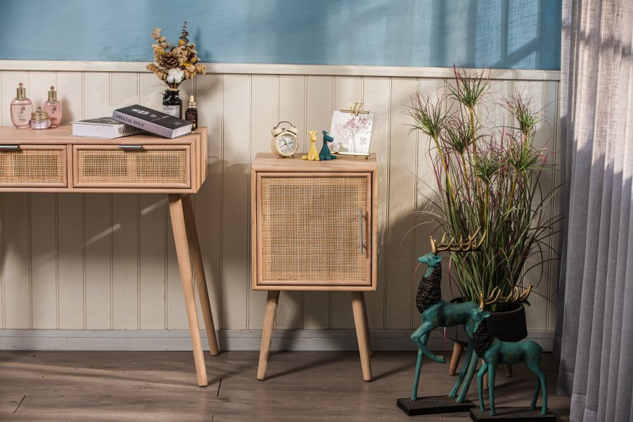 NORDLYS Kanoya nattbord, m. 1 dr - brun rotting og bk (40x38)