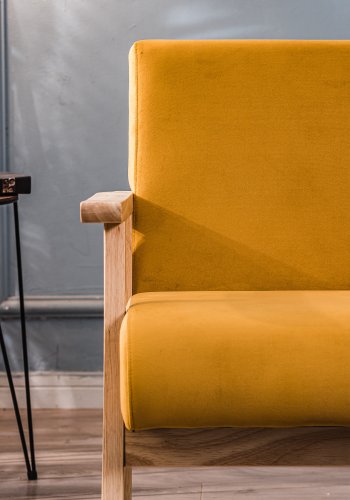 NORDLYS Louis lenestol, med armlener - gul flyel og naturlig bk