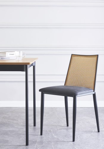 NORDLYS Osaka spisestuestol - rotting, semsket skinn og sort metall