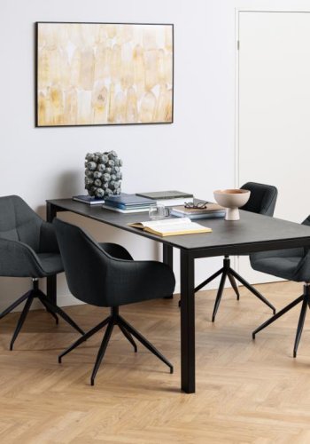 ACT NORDIC Brenda Esszimmerstuhl, mit Armlehnen und Drehfunktion - dunkelgrauer Stoff und schwarzes Metall