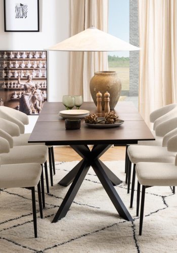 ACT NORDIC Irwine Esstisch, mit 1 Einlegeplatte – rostbraune Keramik/Glas und schwarzer Stahl (168/210x90)