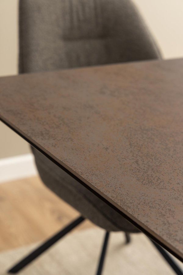 ACT NORDIC Heaven Esstisch, mit 1 Einlegeplatte - rostbraune Keramik/Glas und schwarzer Stahl (200/240x100)