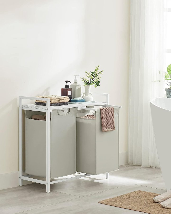 VASAGLE skittentyskurv, m. 2 uttrekkbare og uttakbare vaskeposer, 1 hylle - stoff, hvit MDF/stl