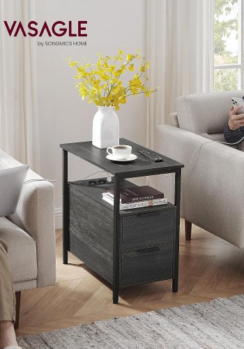 VASAGLE Beistelltisch, mit Netzstecker und 2 Schubladen – anthrazitgraue Spanplatte und schwarzer Stahl (60x35)