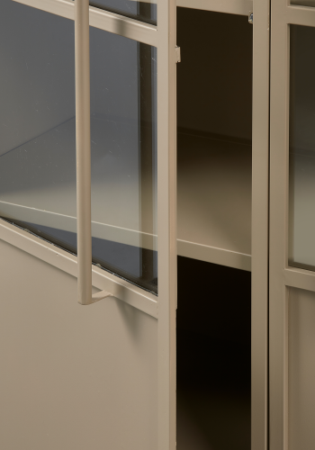 WOOOD Exhibit vitrineskab, m. 2 lger og 4 hylder - glas og khaki jern