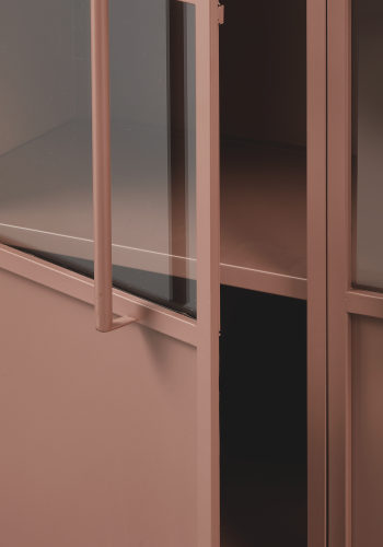 WOOOD Exhibit vitrineskab, m. 2 lger og 4 hylder - glas og brun metal