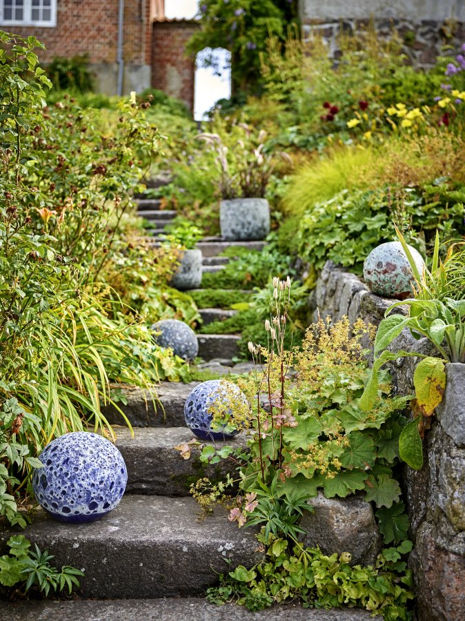 BLOOMINGVILLE Reese Dekokugel für draußen, rund - blau terrakotta (20)