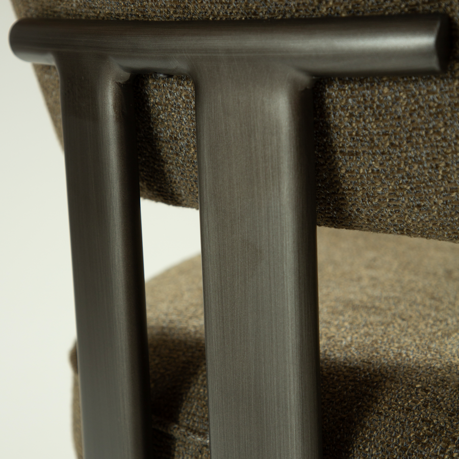 DAN-FORM Duct spisebordsstol, m. arml�n - m�rk olivengr�n boucl� stof og antik tin metal