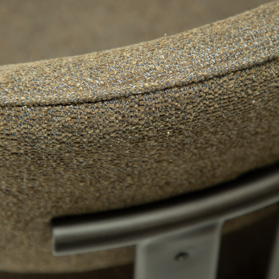 DAN-FORM Duct spisebordsstol - m�rk olivengr�n boucl� stof og antik tin metal