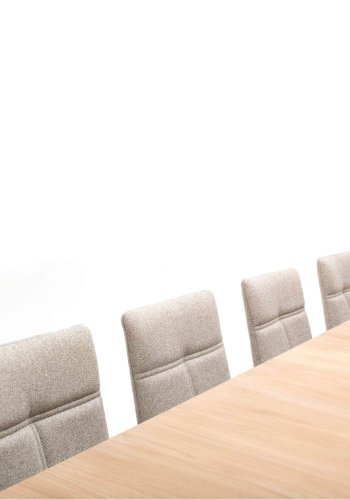 NocNoi Ven spisebordsstol med armln, stof og massivt hvidolieret egetr