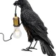 KARE DESIGN Animal Crow bordlampe - matt sort polyresin og kobber aluminium