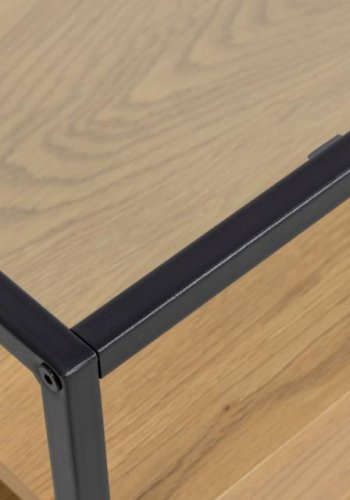 ACT NORDIC Randolf Couchtisch, mit 2 Ablagen - Klarglas, Melamin Wildeiche natur, mattschwarzer Stahl (80x80)