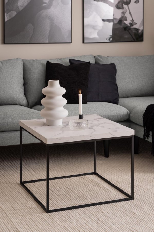 ACT NORDIC Barossa Couchtisch, quadratisch – weißes Papier, Carrara-Marmoroptik und schwarzer Stahl (60x60)