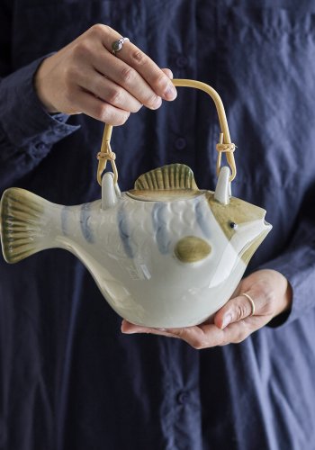 CREATIVE COLLECTION Wrenna Teekanne, Grau, Steingut