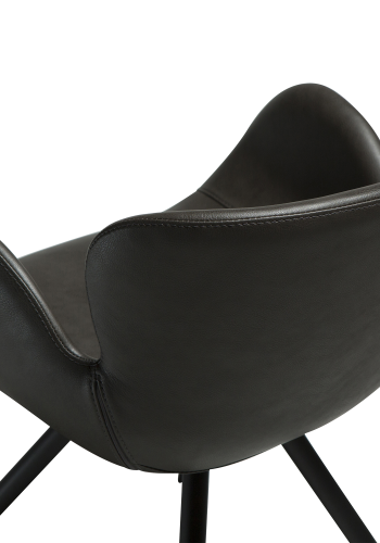 DAN-FORM GAIA Lenestol Vintage grtt kunstskinn med svarte ben