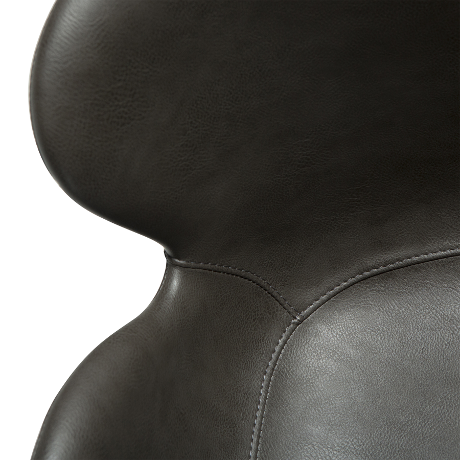 DAN-FORM GAIA Lenestol Vintage grtt kunstskinn med svarte ben