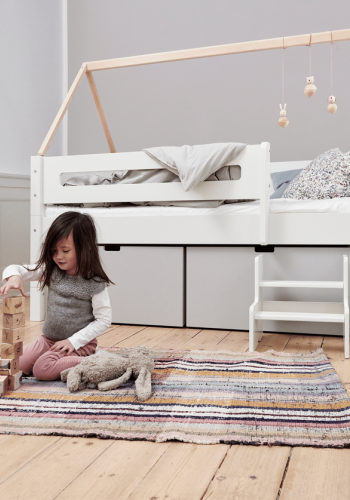 Manis-H Nanna Enkels�ng med designsk�nk och h�ga l�dor - 200 cm - 90x200