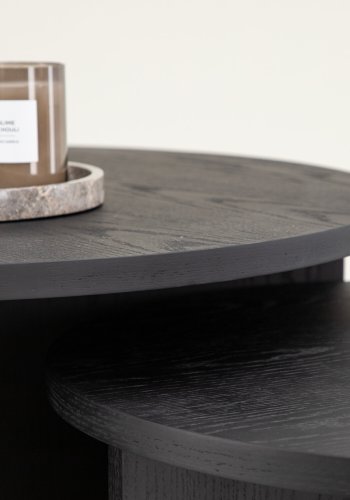 VENTURE DESIGN Salt salongbord, rundt - svart MDF med finer (sett med 2)
