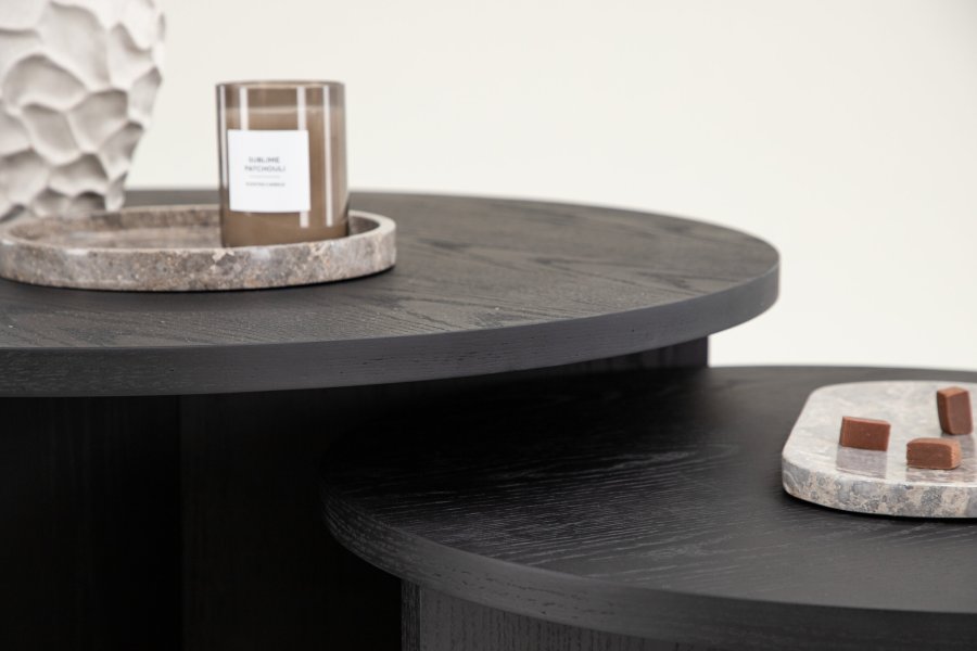 VENTURE DESIGN Salt salongbord, rundt - svart MDF med finer (sett med 2)