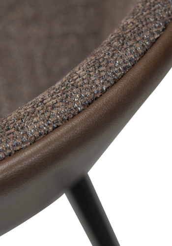 DANFORM Hey Sessel, mit Armlehnen - Major brauner Bouclé-Stoff/Kunstleder und schwarzer Stahl