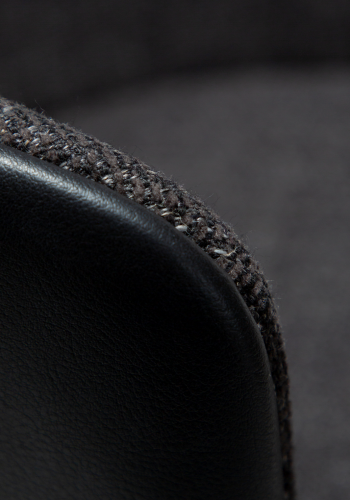 DANFORM Hey Sessel, mit Armlehnen - Rabenschwarzer Bouclé-Stoff/Kunstleder und schwarzer Stahl