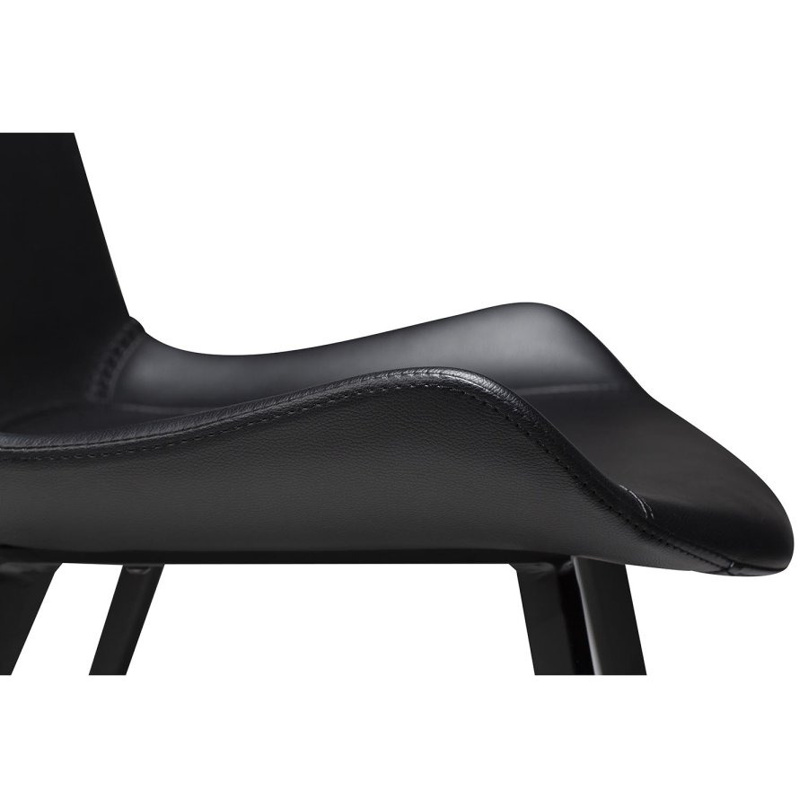 DAN-FORM Hype spisestol - sort kunstskinn og sort stl