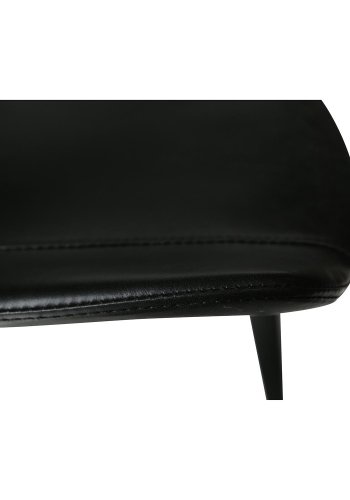 DAN-FORM Hype matbordsstol - vintage svart konstläder och svart stl