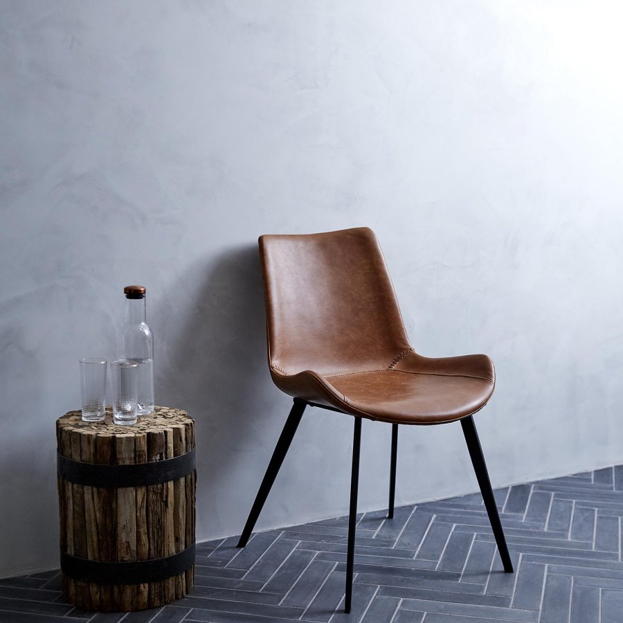 DAN-FORM Hype matbordsstol - vintage ljusbrunt konstläder och svart stl