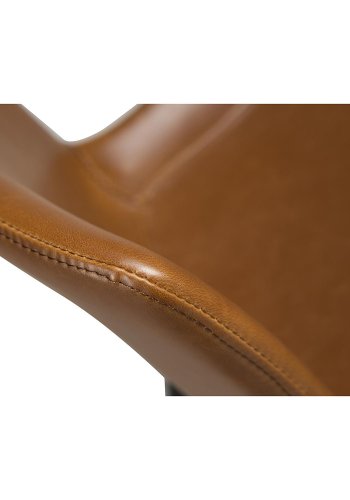 DAN-FORM Hype barstol, m. rygln og fodsttte - lysebrun kunstlder og sort stl