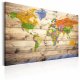 ARTGEIST Map on wood: Colourful Travels - Farverigt klassisk kort trykt p� l�rred - Flere st�rrelser