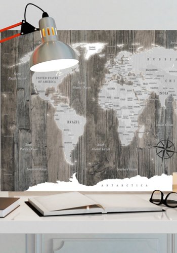 ARTGEIST World Map: Wooden World - Verdenskort med tr�-baggrund trykt p� l�rred - Flere st�rrelser