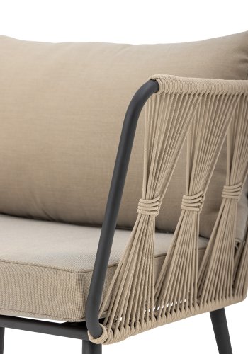 BLOOMINGVILLE Pavone utendrs lenestol, med armlener, beigebrune puter - lysebrunt tau/svart metall